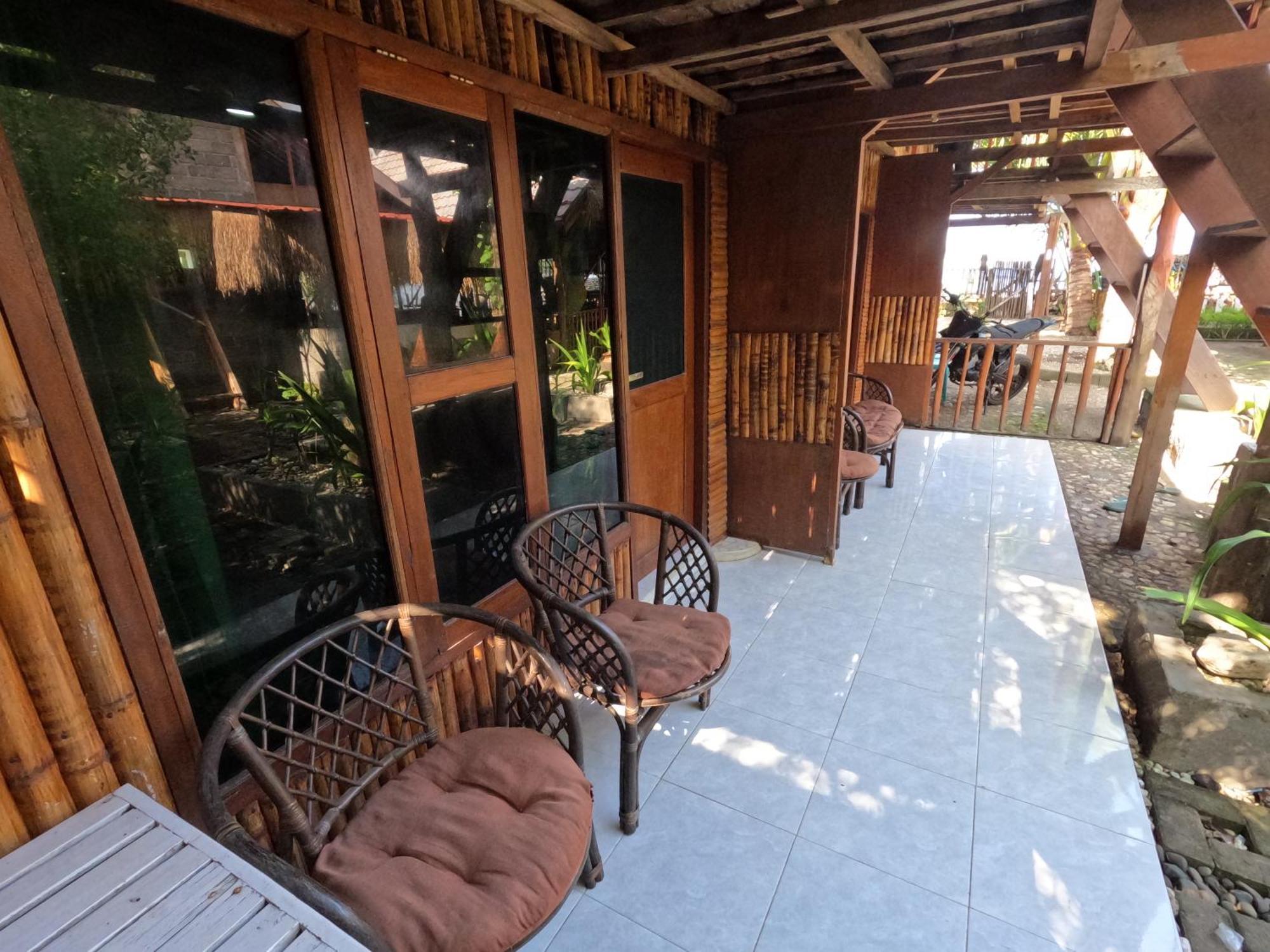 Maryan Moyo Bungalows & Resto Moyo Island 外观 照片