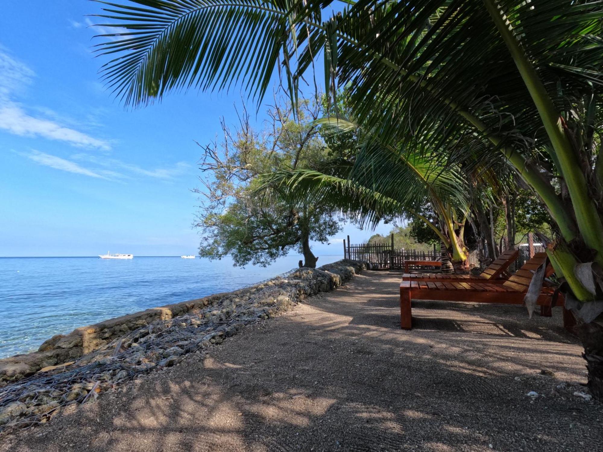 Maryan Moyo Bungalows & Resto Moyo Island 外观 照片