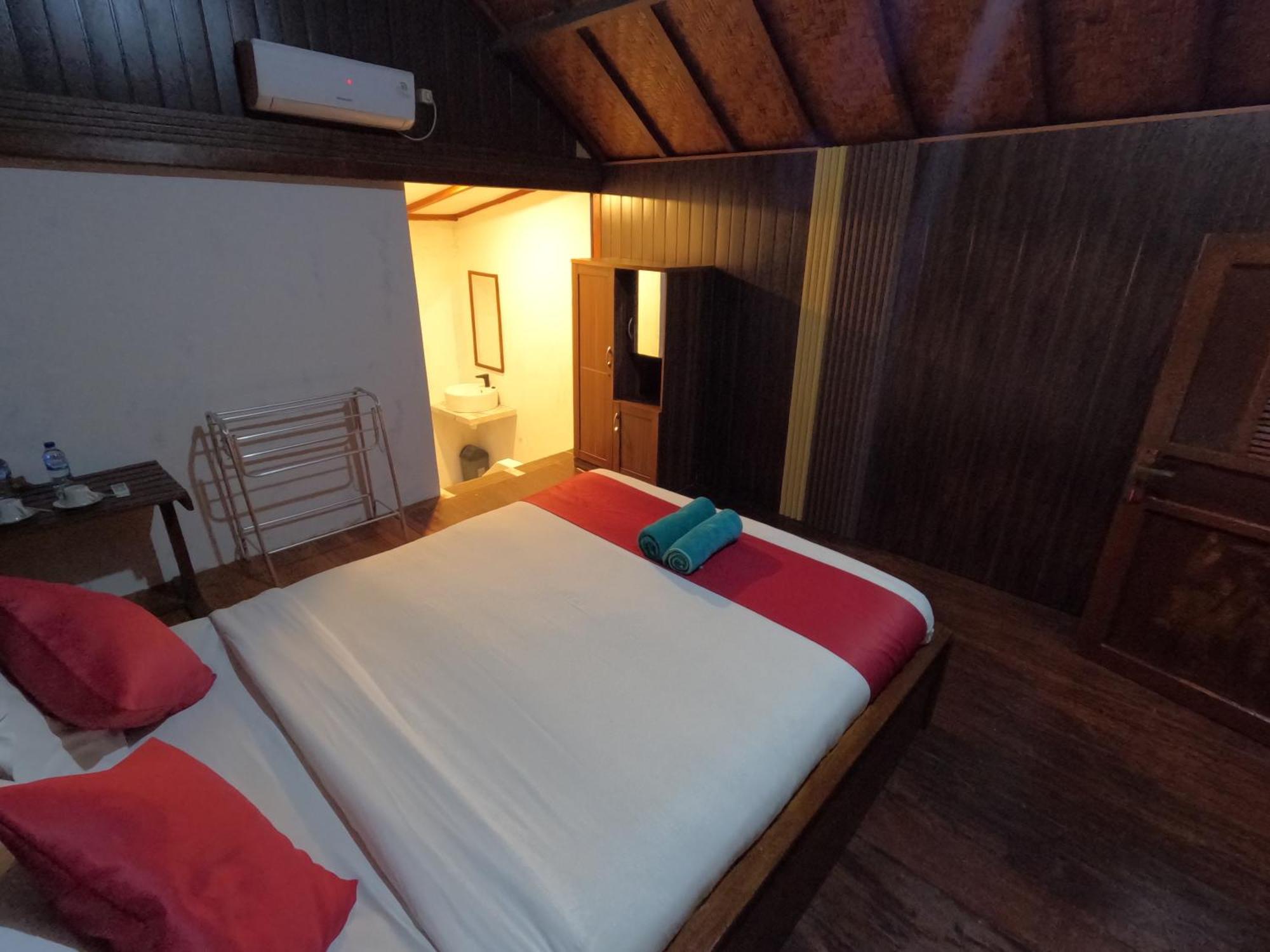 Maryan Moyo Bungalows & Resto Moyo Island 外观 照片