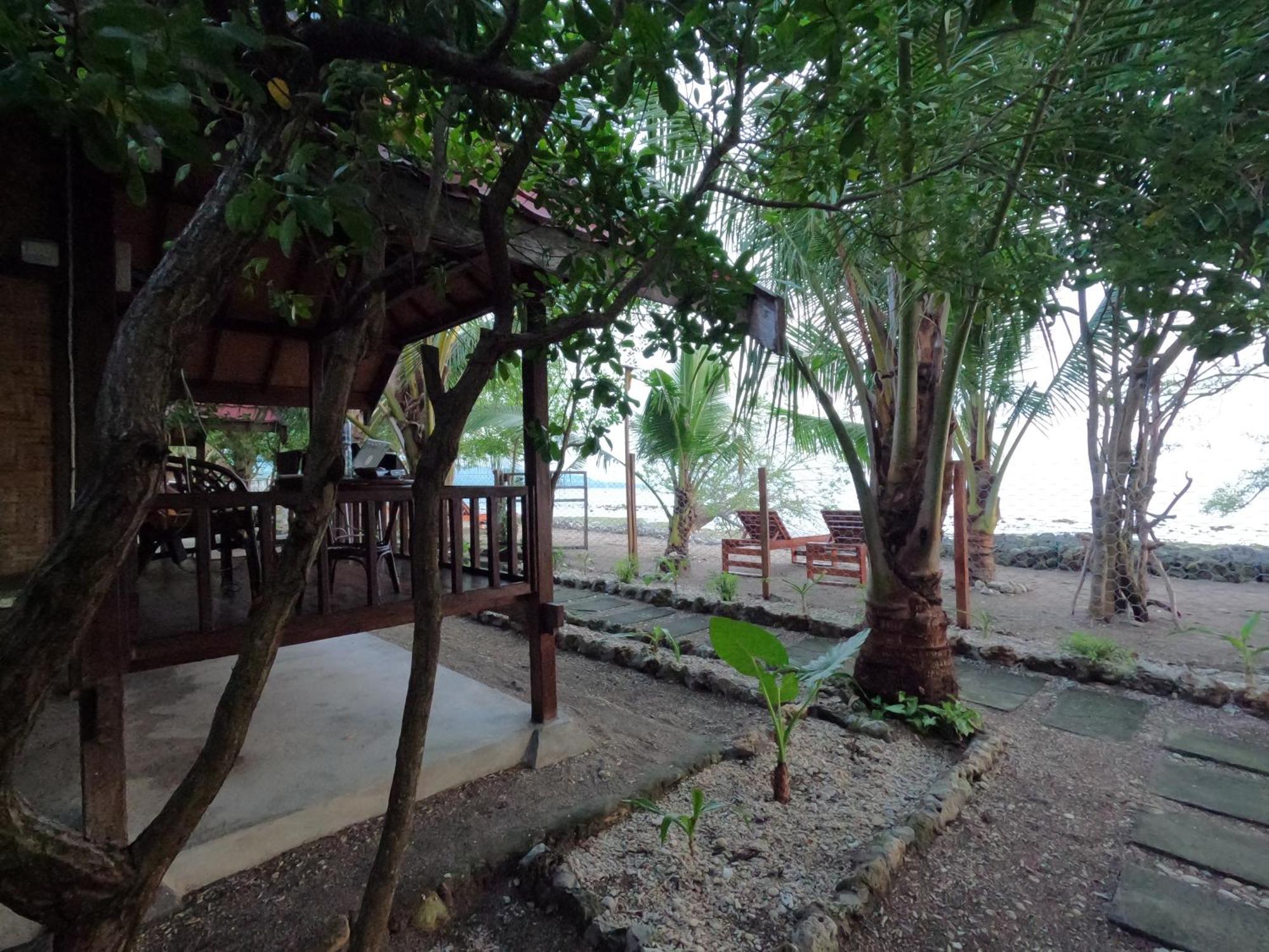 Maryan Moyo Bungalows & Resto Moyo Island 外观 照片