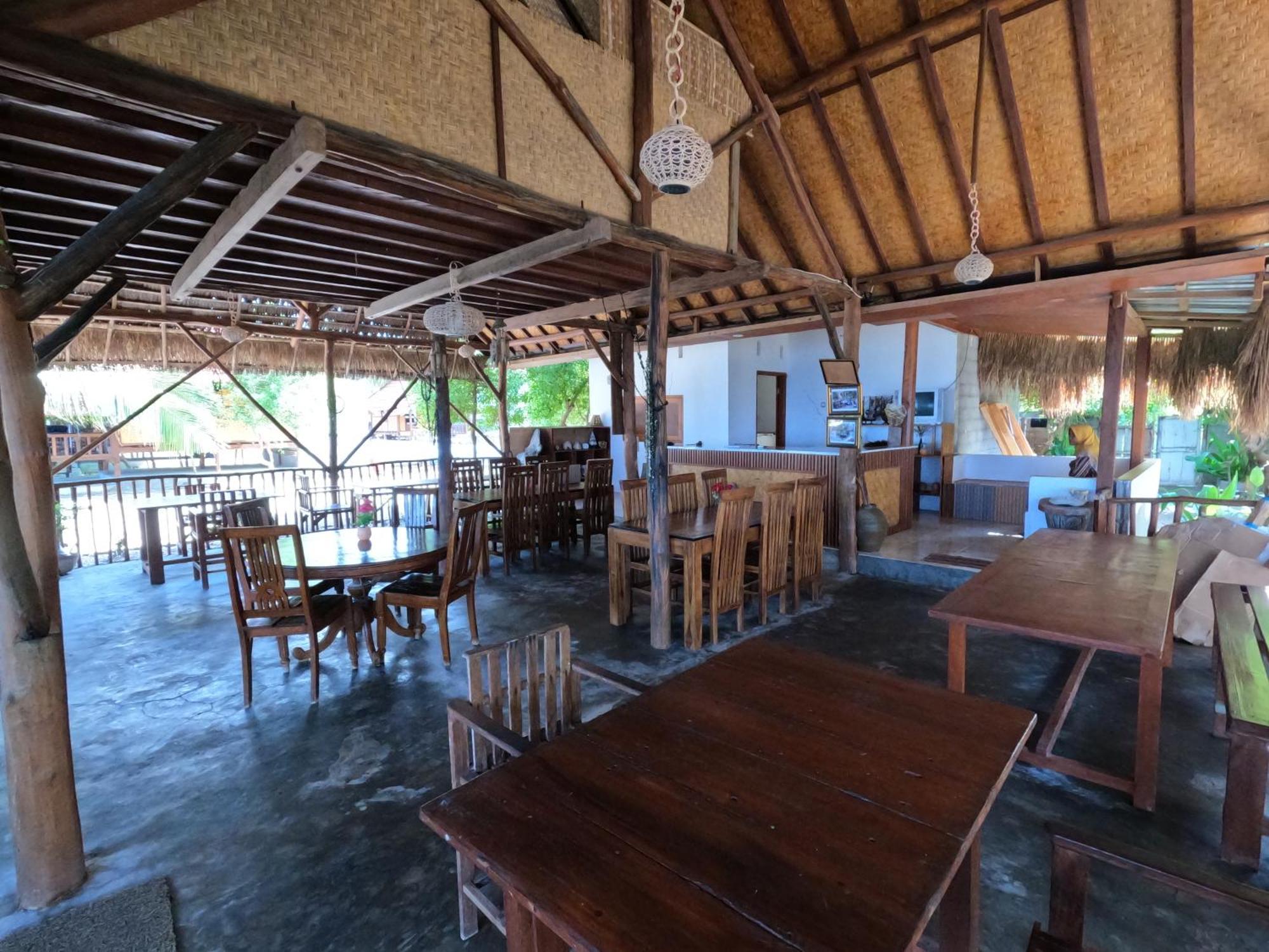 Maryan Moyo Bungalows & Resto Moyo Island 外观 照片