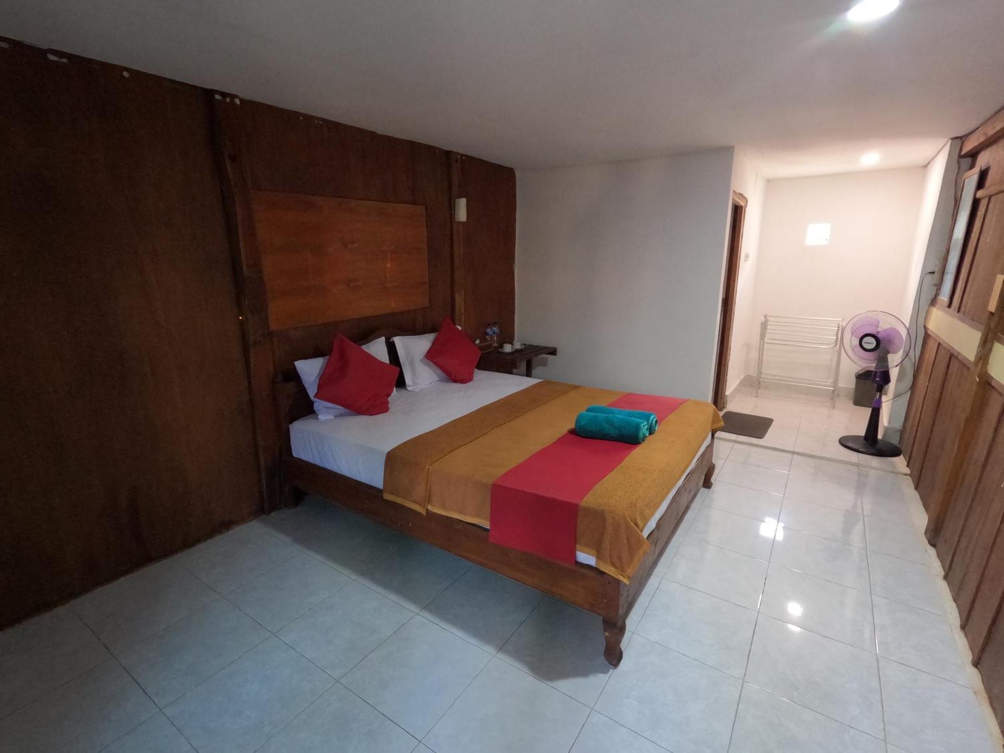 Maryan Moyo Bungalows & Resto Moyo Island 外观 照片